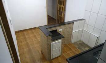 Imagem 2: Aluga-se casa de alvenaria com 1 quarto no Cajuru