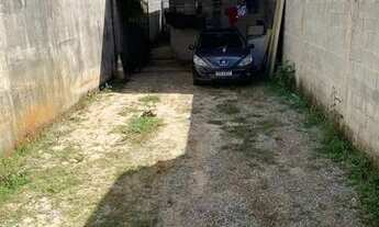 Imagem 2: Casa 1 dorm com quintal grande