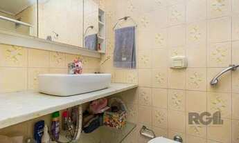 Imagem 7: Um Belo apartamento de 2 dormítorios ,com vaga de garagem no bairro Bela Vista