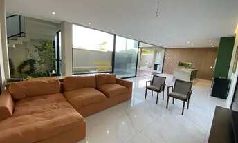 Imagem 7: Belíssima Casa de altíssimo padrão com 4 suites, dependência completa e piscina