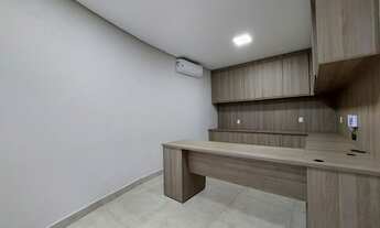 Imagem 3: Casa comercial para locação com 9 salas + recepção + 4 vagas