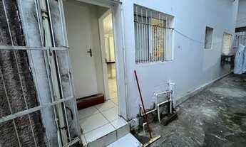 Imagem 5: Alugo Casa de 1 Quarto sala, cozinha, banheiro, Área de serviço, fundos pa