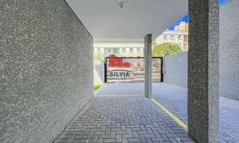 Imagem 3: Apartamento térreo com vaga coberta no bairro Novo Mundo