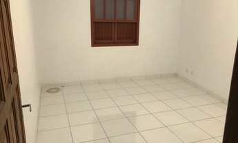 Imagem 4: Casa tipo apartamento com três quartos