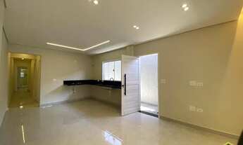 Imagem 2: LINDA CASA TODA REFORMADA, 100 METROS DA PRAIA APENAS R$435 mil