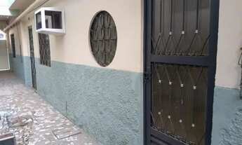 Imagem 2: Alugo casa de vila (Andrade Araújo