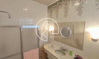 Imagem 3: Cobertura com 4 quartos e ampla área externa em prédio com elevador na Rua Santo Antônio