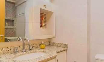 Imagem 5: Apartamento semi mobiliado, 2 dormitórios, 1 suíte e 1 vaga de garagem coberta no bairro M