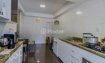 Imagem 6: Vendo Excelente casa 3 quartos 2 suítes 3 garagens com 356m² privativos no Bairro Ipanema