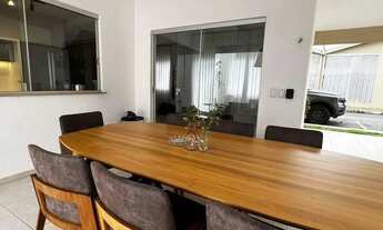 Imagem 3: Casa à venda em Goiânia, Setor Castelo Branco, com 3 suítes, com 131 m²