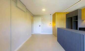 Imagem 7: Apartamento semi-mobiliado com 2 suítes e 2 vagas de garagem na Praia dos Amores