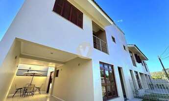 Imagem 3: Casa para venda, com 3 dormitórios, 2 vagas, churrasqueira, em Camobi