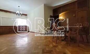 Imagem 6: Rua Conde de Bonfim, coladinho ao metrô Uruguai, Prédio com infraestrutura de lazer