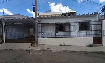 Imagem: Casa com 6 quartos sendo 3 suítes uma com