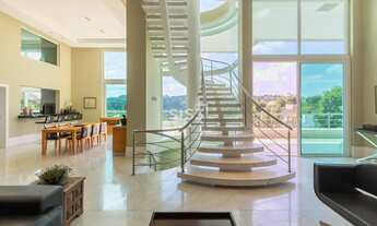 Imagem 3: Casa à venda em frente ao Parque Tingui 4 suítes, elevador, piscina térmica e vista deslu