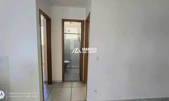 Imagem 5: Vendo apartamento no 4º andar com 2 quartos, armários planejados na cozinha em