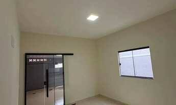 Imagem 6: Casa 3 quartos na Vila Bonsucesso, perto do Colégio Militar, entrada a partir de