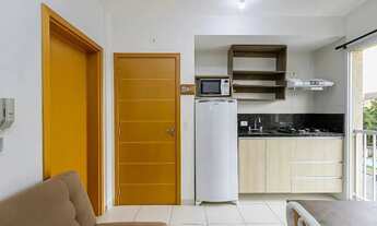 Imagem 3: Apartamento com 1 dormitório para alugar, 28 m² por R$ 1.700 + taxas/mês - Rebouças - Curi