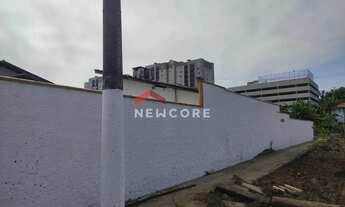 Imagem 5: Casa em Rua 1940 - Centro - Balneário Piçarras/SC