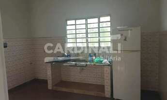 Imagem 7: Casa com amplo quintal. Ótima localização, próximo ao Centro!