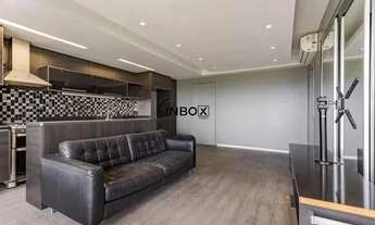 Imagem 2: Apartamento com 60m² de área privativa, mobiliado, 1 dormitório, living, suíte