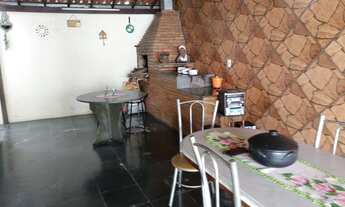 Imagem 6: Duas Lojas e Casa com 3 quartos, suíte, varanda, quintal, 5 vagas, lote 360m² no bairro Pi