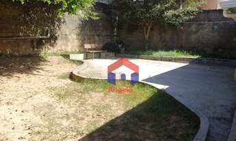 Imagem 2: Casa com quintal e 3 quartos no Santa Amélia