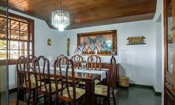 Imagem 4: Casa a Venda no Mangabeiras com 6 Quartos 1.260m² área construída e 600m² de terreno