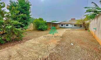 Imagem 2: Casa para locação com dois (2) dormitórios, garagem coberta para 3 carros, Jardim Bela Vis