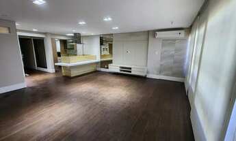 Imagem 3: Flat finamente decorado a venda, 2 suítes, 1 garagem, 178m², frente mar no Jardim Alah, Sa