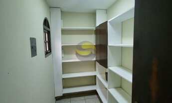 Imagem 7: Casa sobrado Casa com 4 dormitórios