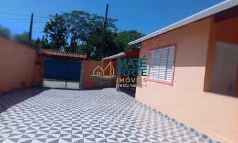 Imagem 3: Casa com 3 dormitórios no bairro do Pereque-açú