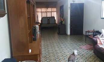 Imagem 2: Casa para venda possui 400 metros quadrados com 3 quartos em Vila Valença - São Vicente