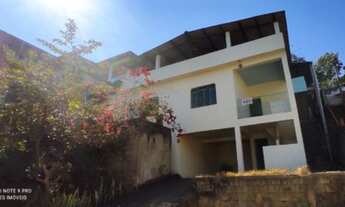 Imagem 7: Kailane) Linda casa bairro diamante