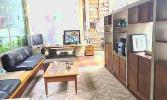 Imagem 7: Linda, espaçosa e em rua nobre! Próximo ao Hospital Albert Einstein!! Morumbi!!!