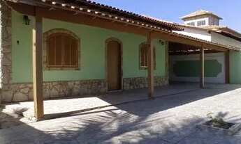 Imagem 2: Ótima residência com 3Qtos(sendo 1 suíte), piscina , Área Gourmet, pertinho da Praia