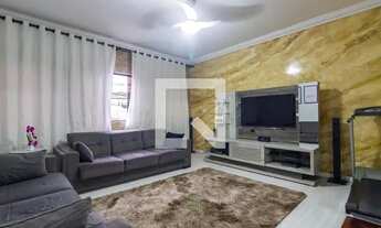 Imagem 2: Casa para Aluguel - Cidade das Flores, 3 Quartos, 125 m2