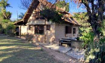 Imagem 2: Casa para venda possui 180 metros quadrados com 4 quartos em São Luiz - Belo Horizonte - M