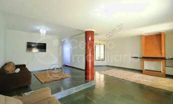 Imagem 7: CASA com piscina e 4 quartos em Peruíbe, no bairro Balneario Arpoador