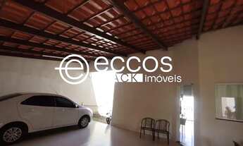 Imagem 2: Casa à venda, 2 quartos, 2 vagas, PARQUE DOS VERDES - ARAGUARI/MG