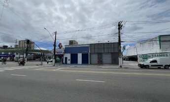 Imagem 4: Lojas na Avenida Barão de maruim, com 16,90 x 21, Centro 987.000,00