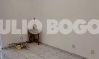 Imagem 4: Apto perto da Lagoa!!Sala ampla,1 quarto com armários,banheiro com blindex,dependência e á