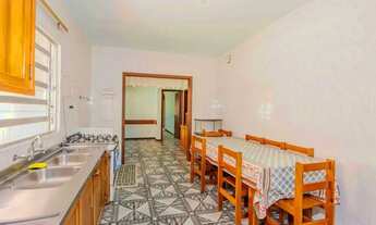 Imagem 7: Casa de 2 quartos, 2 banheiros,pátio,churrasqueira, 7 vagas no bairro Guarujá