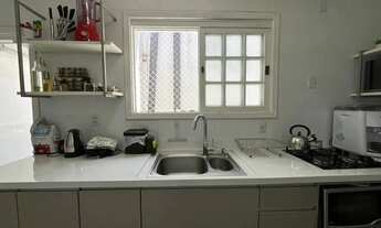 Imagem 8: Apartamento à venda/ Três dorm/ Elevador/Garagem/ Amplo/ Bem Localizado