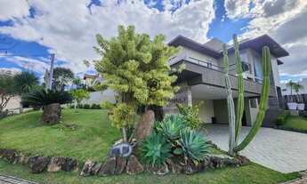 Imagem 4: Imóvel único | Hidromassagem com vista panorâmica | 3 amplas suítes