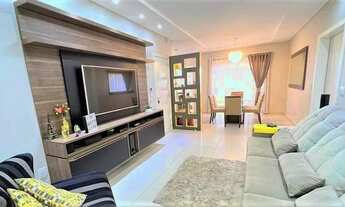 Imagem: Geminado residencial em Vila Lalau, Jaraguá