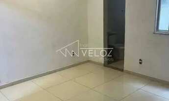 Imagem 5: Kitnet/Conjugado - / Residencial / Glória