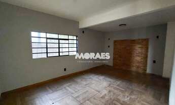 Imagem 5: Casa com 4 dormitórios para alugar, 256 m² por R$ 5.000,00/mês - Higienópolis - Bauru/SP