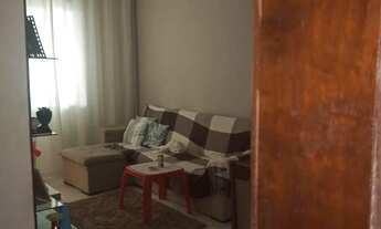 Imagem: Vende-se uma casa na pedra ferrada