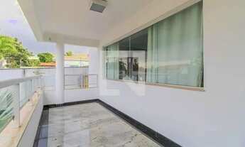 Imagem 6: Casa à Venda - Bandeirantes, 6 Quartos, 700 m2